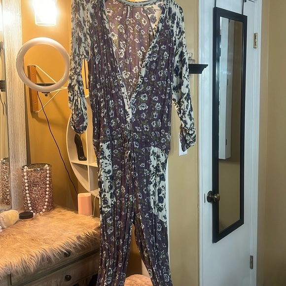 We The Free Pants - EUC free people floral jumpsuit and fp shoes match size 38.